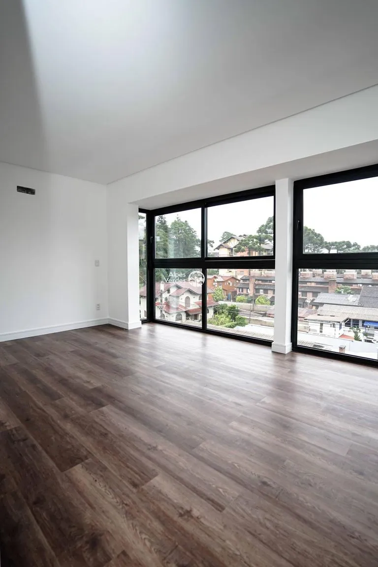 Imagem Vende-se apartamento em Gramado com 2 suites