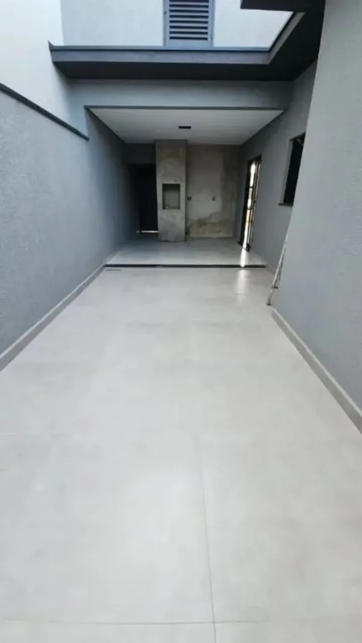 Imagem Imperdível! Casa em condomínio à venda em Sorocaba-SP, bairro Wanel Ville, 3 quartos, 3 suítes, 1 sala, 4 banheiros, 2 vagas, 132m².