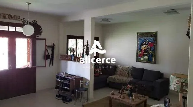 Imagem Casa à venda com 3 quartos 1 suíte, 243m² em Córrego Grande Florianópolis