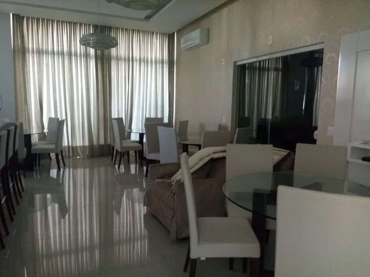 Imagem Apartamento com 4 Quartos à Venda, 220 m² em Itapema