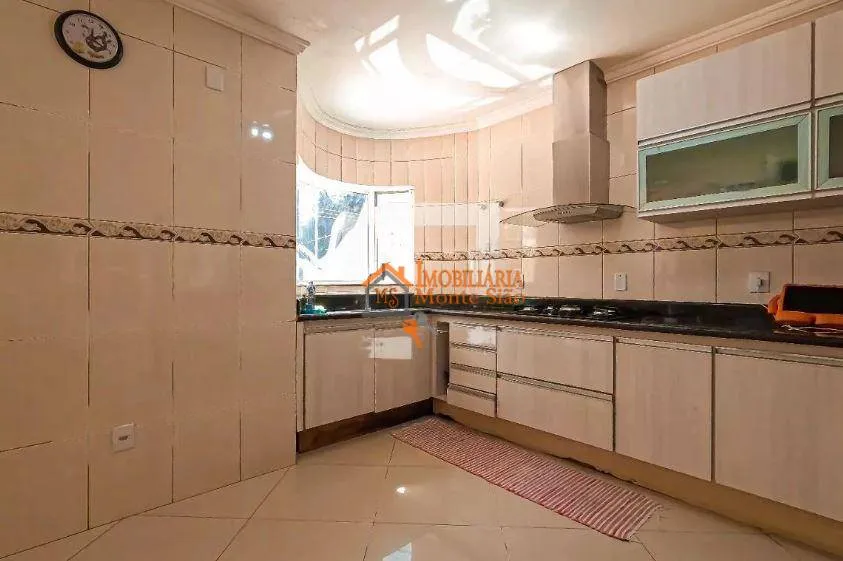 Imagem Sobrado com 3 dormitórios à venda, 267 m² por R$ 1.160.000,00 - Jardim Rosa de Franca - Guarulhos/SP