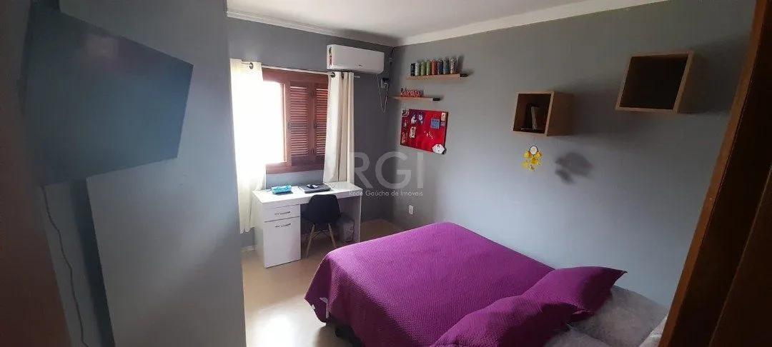 Imagem Casa para Venda - 172m², 3 dormitórios, sendo 1 suites, 2 vagas - Aberta dos Morros