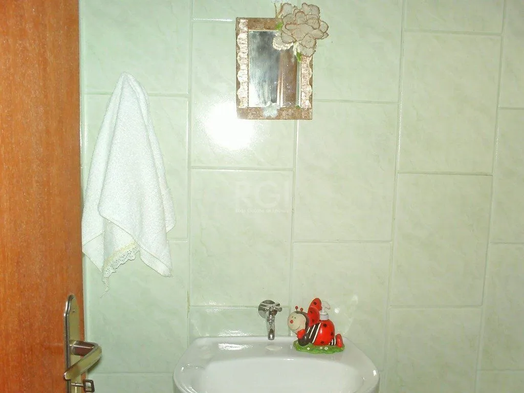Imagem Casa para Venda - 140m², 3 dormitórios, sendo 1 suites, 2 vagas - Morro Santana