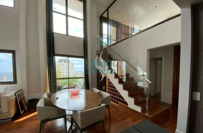 Imagem Cobertura Duplex Mobiliada à venda em Jardim Paulista - São Paulo/SP.