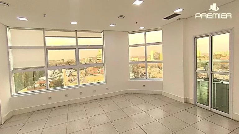 Imagem SALA COMERCIAL DE 48M² PARA VENDA, COM 2 WC...#039;S, SACADA E 1 VAGA - ED GOLDEN OFFICE EM JUNDIAÍ SP