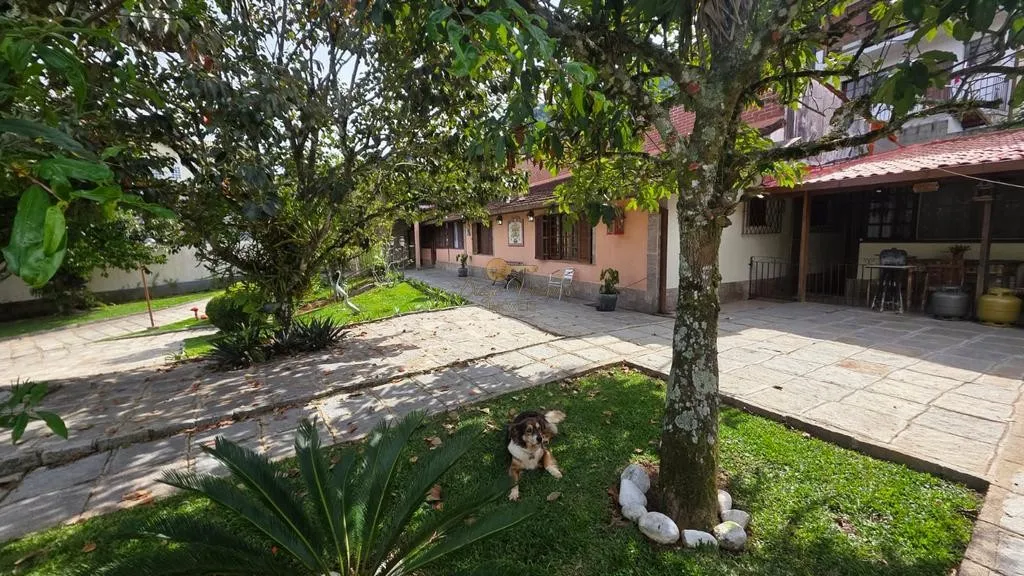 Foto do imóvel Casa para Venda em Teresópolis / RJ em Rua Carlos Guinle