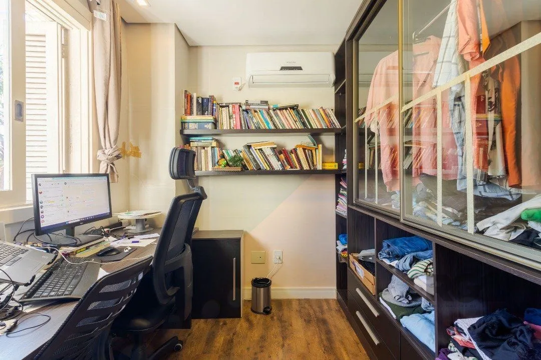 Imagem Casa em condomínio, 3 quartos, 1 suite, lareira, churrasqueira, 1 vaga - Bairro Tristeza