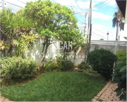 Imagem Casa à venda no Jardim Paraíso em Campinas, São Paulo.