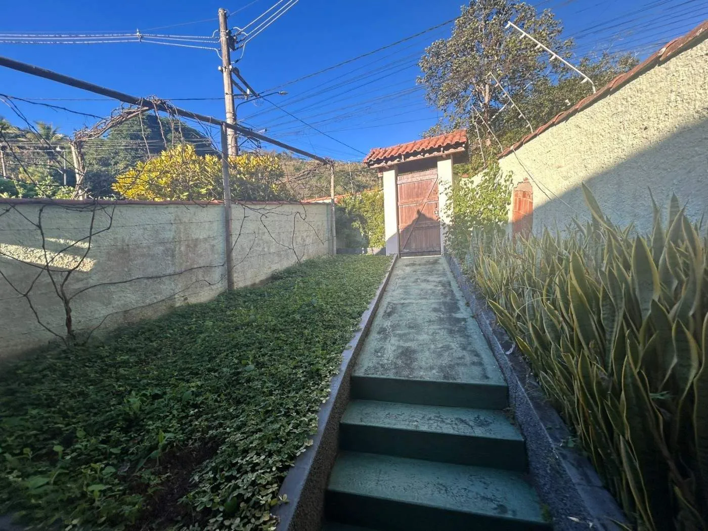 Imagem Casa para Venda em Petrópolis / RJ no bairro Secretario