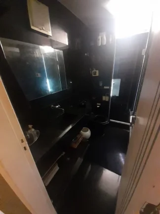 Imagem Apartamento à venda em São Paulo - Vila Andrade: 3 quartos, 1 banheiro, 2 vagas de garagem, 72m² de área.