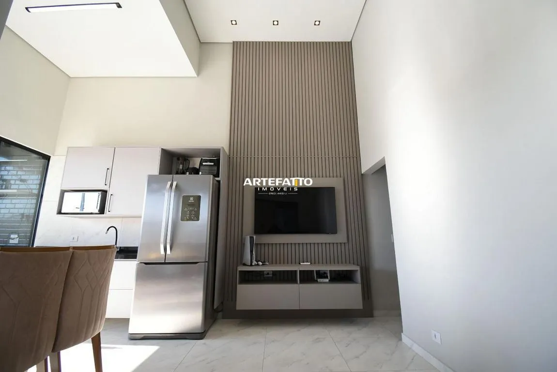 Imagem Oportunidade em Peruíbe - Casa com suíte e 3 vagas!