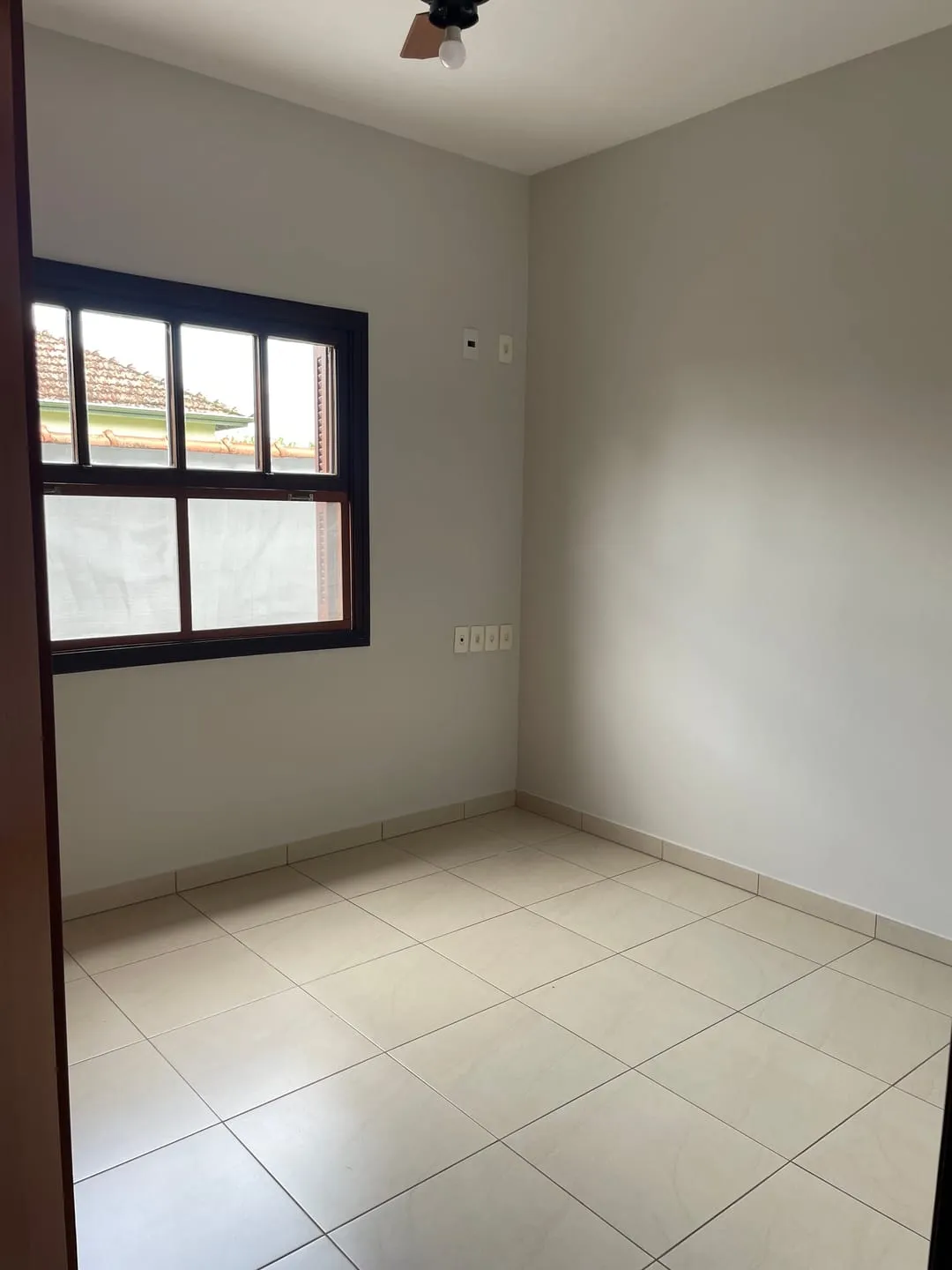 Imagem Casa à venda 3 Quartos, 1 Suite, 2 Vagas, 406.4M², Centro, Pindamonhangaba - SP