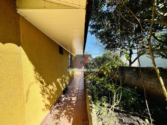 Imagem Terreno à venda com 02 casas no Bairro Thomaz Coelho em Araucária/PR.