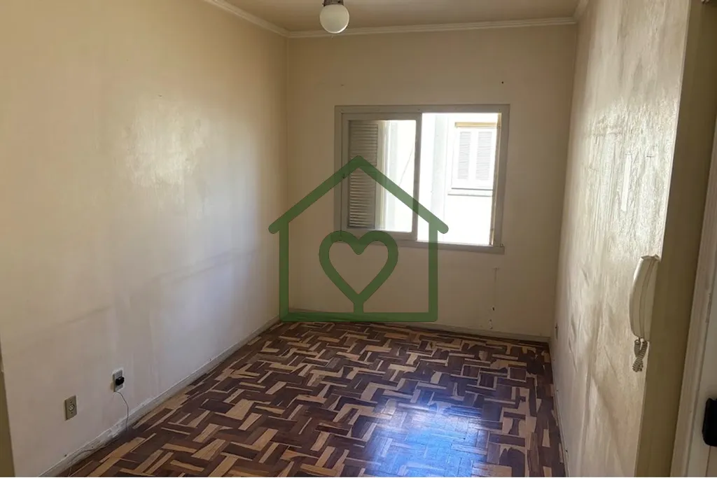 Imagem Apartamento no terceiro pavimento, em ótimas condições de conservação, com sala e dormitório a...