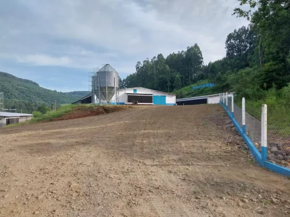 Imagem Granja para Venda em Lindóia do Sul, Interior