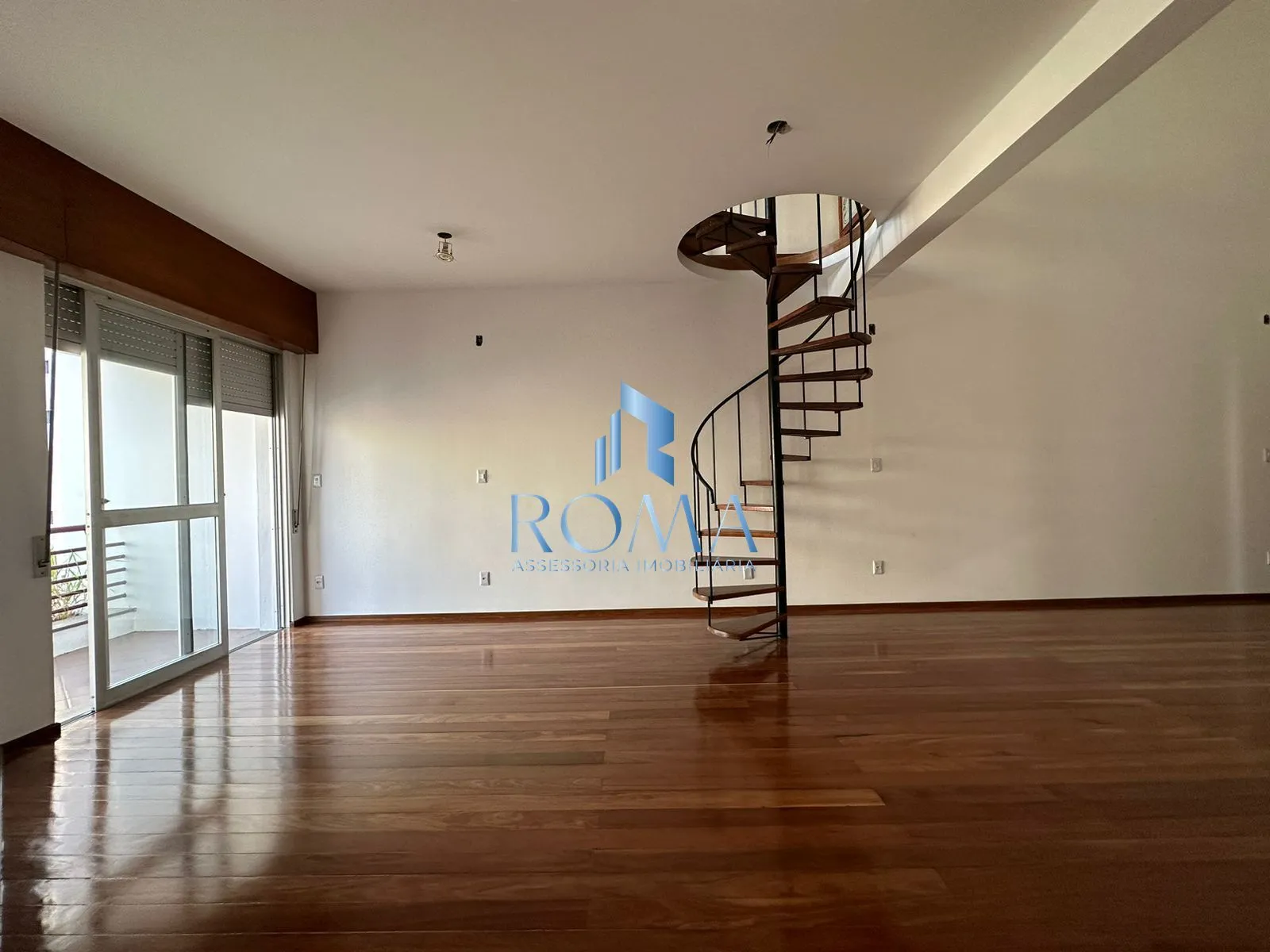 Imagem Cobertura Duplex em ótima localização!