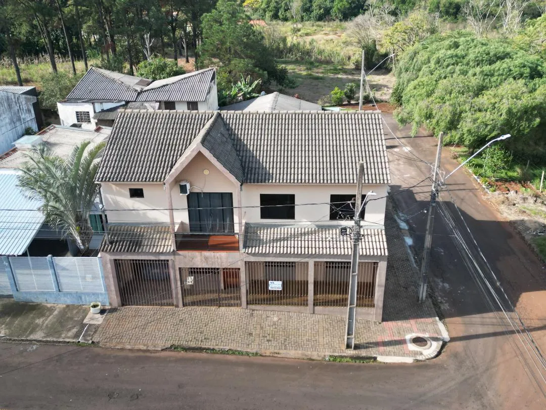 Imagem Sobrado Usado à venda em Cascavel - Pioneiro Catarinenses - 218m²