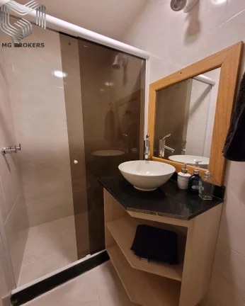 Imagem Apartamento à venda no Maracanã, Rio de Janeiro-RJ: 2 quartos, 1 suíte, 2 salas, 1 vaga, 81m² de área. Venha conferir!