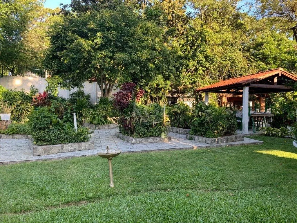 Imagem Sítio para Venda - 2000m², 3 dormitórios, 2 vagas - Ponta Grossa