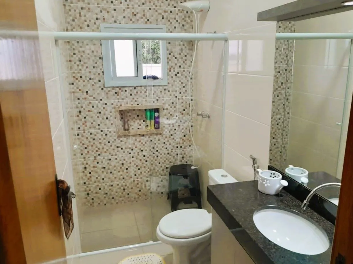 Imagem Casa à Venda no Condomínio Jacarandá: Conforto e Segurança