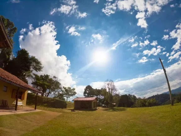 Imagem Sua Casa em Santo Antônio do Pinhal: Onde a Vida Acontece do Jeito Certo