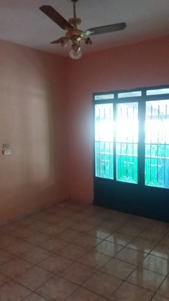 Imagem Casa à venda 2 Quartos, 2 Vagas, 300M², Residencial Ouro Verde, Pindamonhangaba - SP