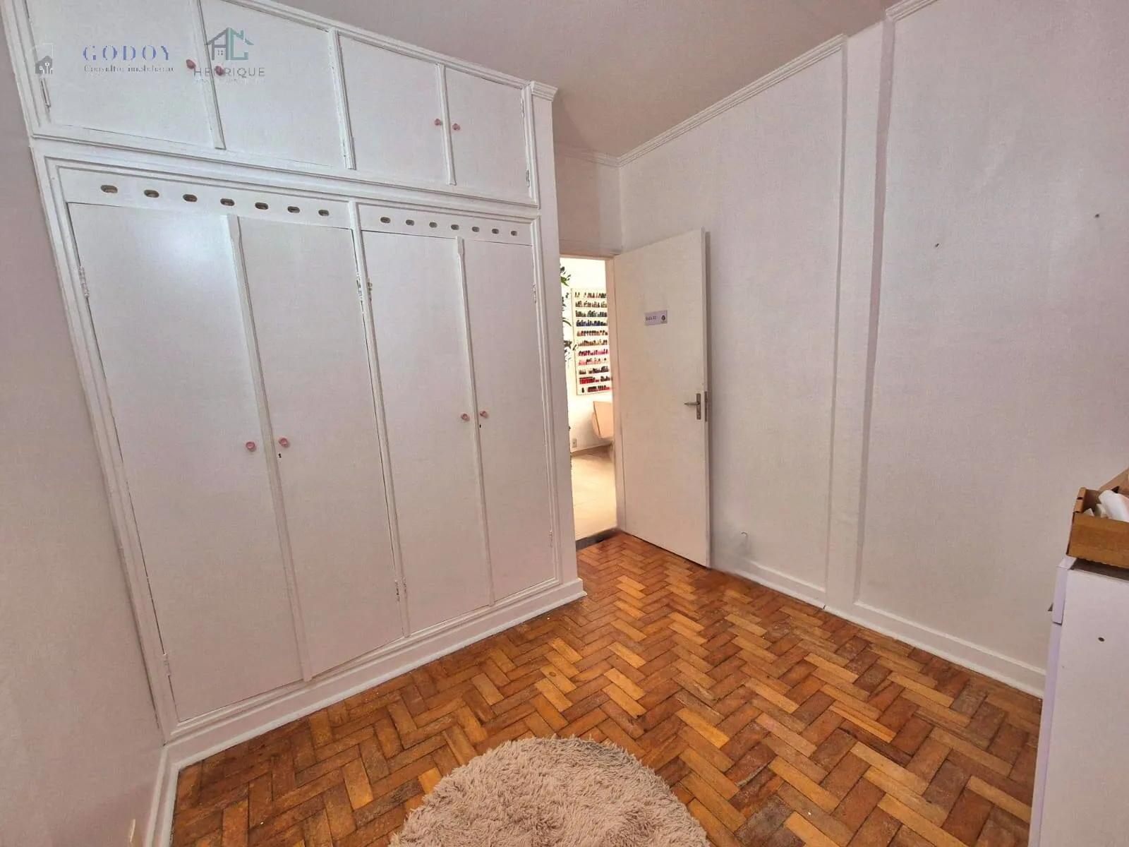 Foto do imóvel Comercial para Locação 9M², Centro, Pindamonhangaba - SP | Salão Belíssima