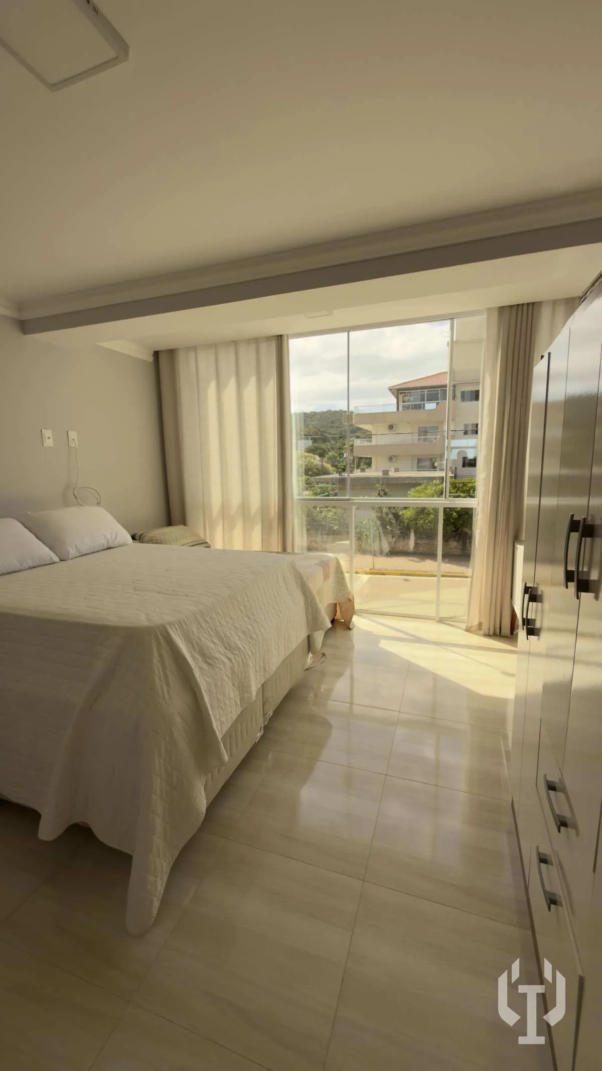 Imagem Casa à venda, com 2 quartos, 100m2
