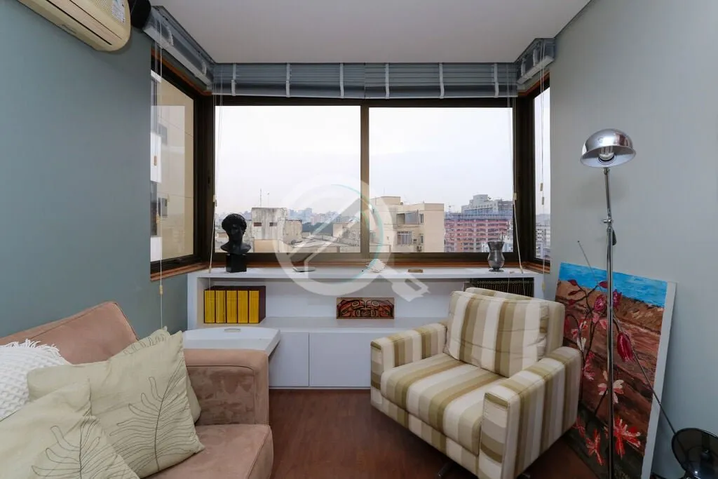 Imagem Apartamento com 67m2 privativos mobiliado e equipado com eletrodomésticos e split. Imóvel bem vent...