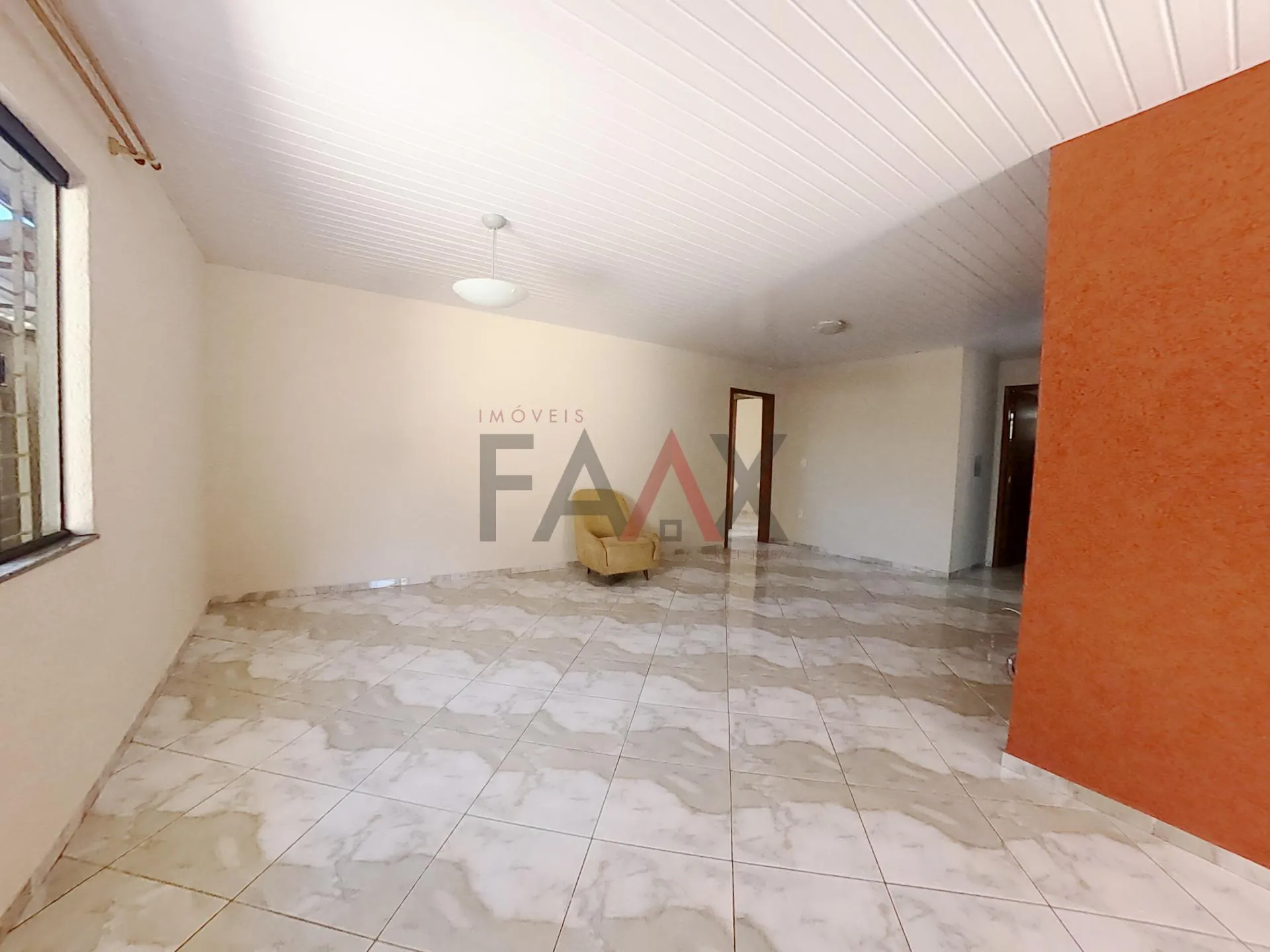 Imagem CASA À VENDA NO CENTRO, GUARAPUAVA - PR