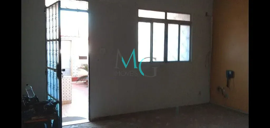 Imagem Casa com 4 dormitórios à venda, 195 m² por R$ 350.000,00 - Campo Grande - Rio de Janeiro/RJ