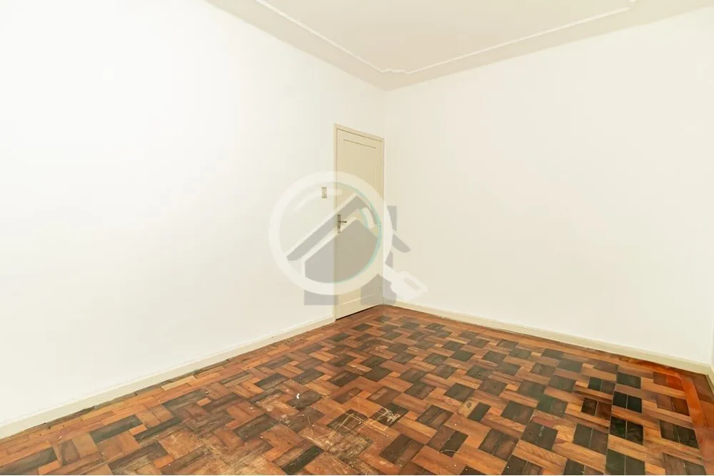 Imagem Localizado na Rua Felipe Camarão, 553, este apartamento de 89m² oferece uma excelente oportunidade...