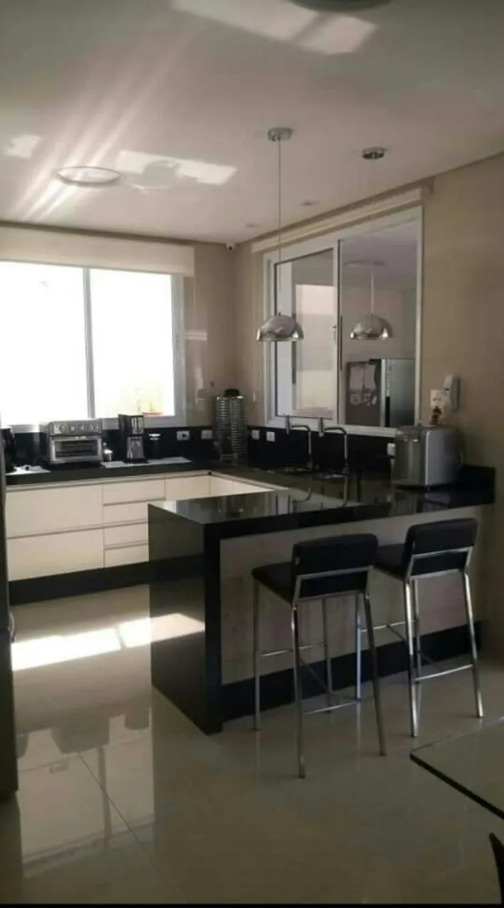 Imagem Exclusiva casa de alto padrão em condomínio no Parque Residencial Villa dos Inglezes, Sorocaba-SP: 4 quartos, 4 suítes, 3 salas, 7 vagas, 559 m².