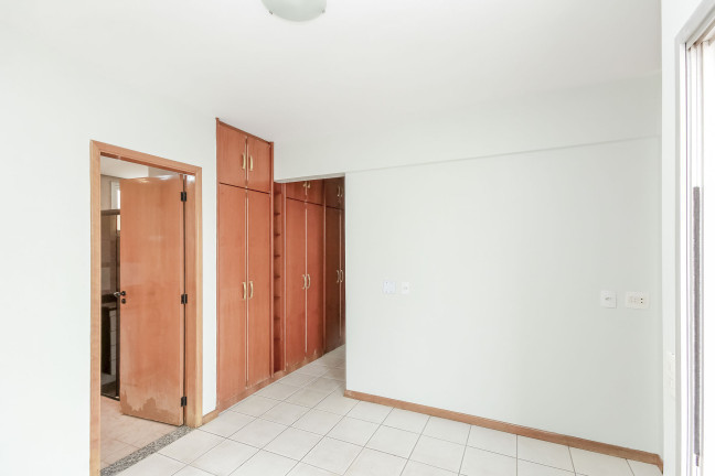 Imagem Apartamento com 4 Quartos à Venda,  em Setor Bueno - Goiânia