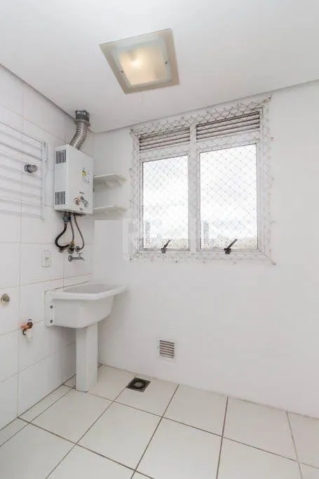 Imagem Apartamento para comprar com 2 dormitórios, 66,86 m² por R$ R$ 669.500,00 - Petrópolis - Porto Alegre/RS