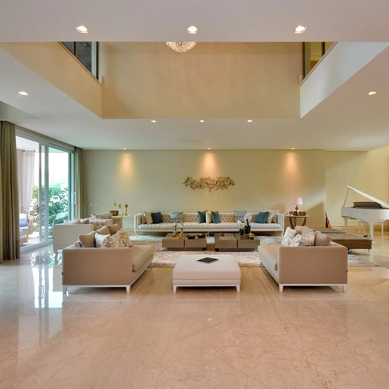 Imagem CASA RESIDENCIAL em SANTANA DE PARNAÍBA - SP, ALPHAVILLE