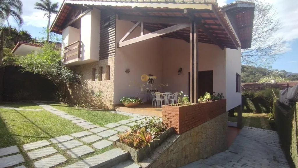 Foto do imóvel Casa para Venda em Teresópolis / RJ em Rua Américo Acácio de Oliveira