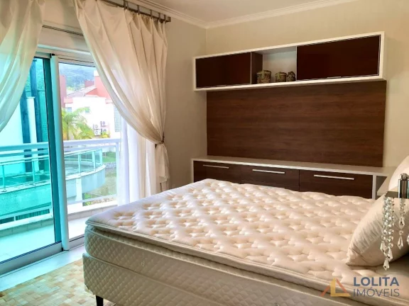 Imagem Casa em condomínio à VENDA com 3 suítes no Termas do Tabuleiro em Santo Amaro da Imperatriz/SC