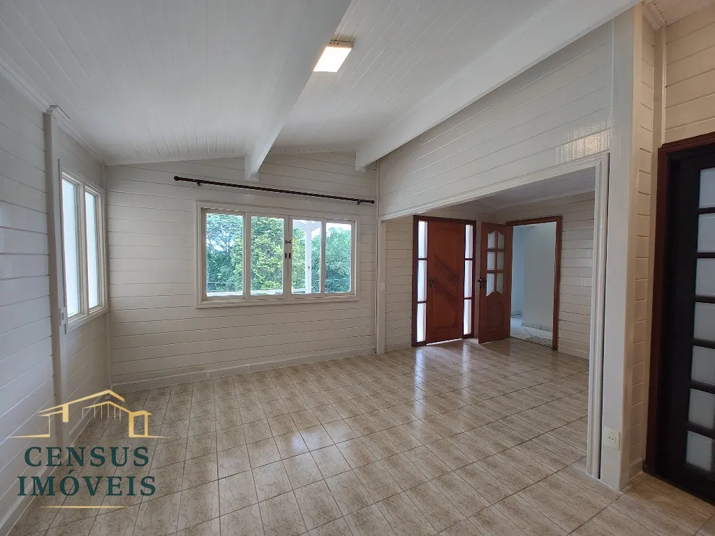 Foto do imóvel: Luxuosa casa à venda em Vinhedo-SP, Condomínio Marambaia: 5 quartos, 2 suítes, 2 salas, 4 banheiros, 4 vagas, 560m². Venha conhecer! em Condomínio Marambaia