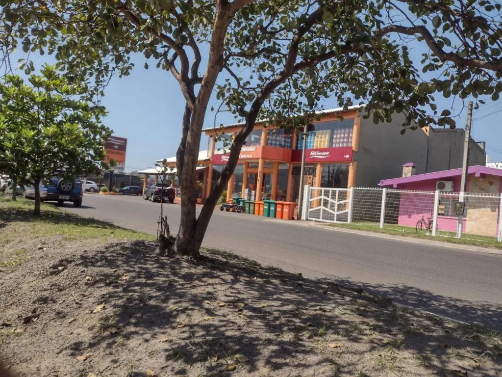 Imagem Casa Comercial - Bairro Zona Nova