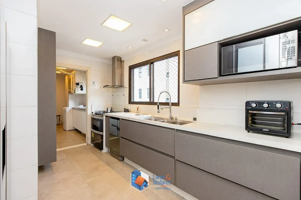 Imagem Apartamento para venda em Campo Belo com 3 quartos, sendo 1 suíte, 187m²