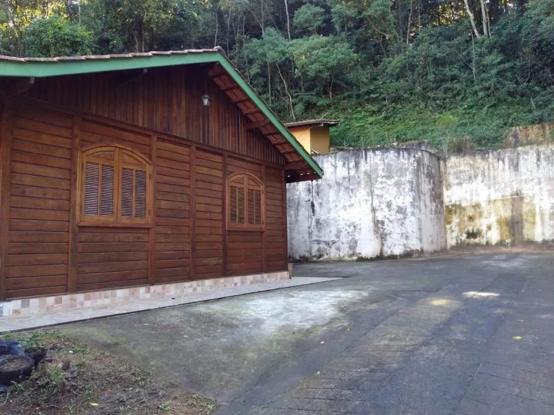 Imagem CASA AVARANDADA- PARQUE SUIÇA-CAIEIRAS