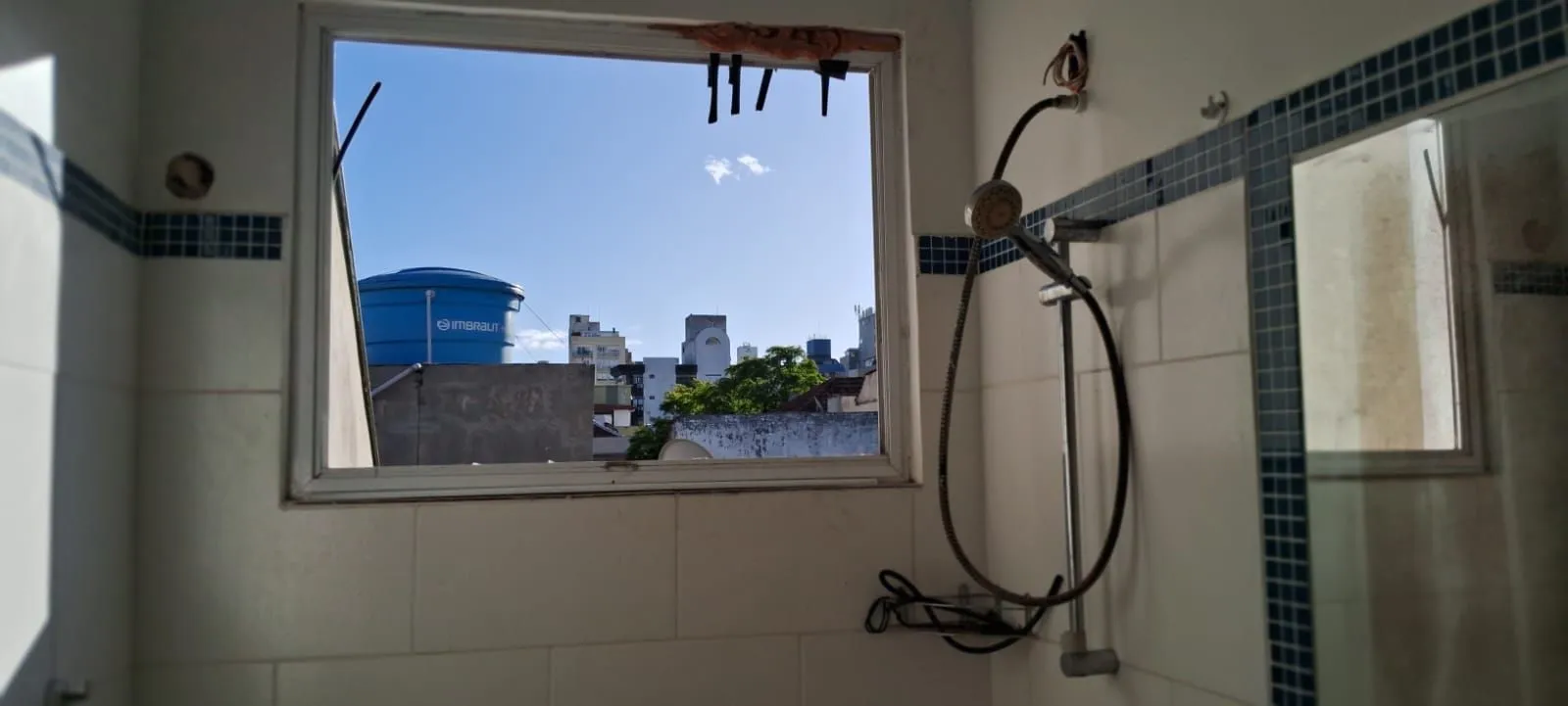 Imagem Casa Comercial Reformada no Bairro Rio Branco