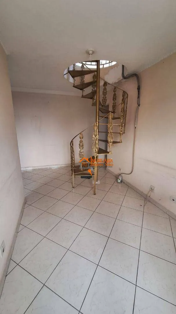 Imagem Apartamento Duplex com 2 dormitórios à venda, 60 m² por R$ 262.000,00 - Cocaia - Guarulhos/SP