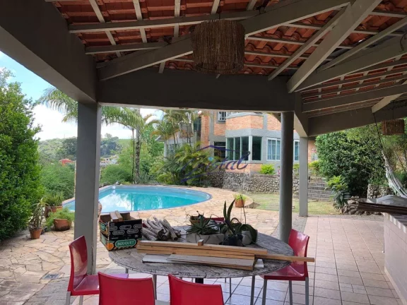 Imagem Casa com 4 dormitórios, 2 suítes, piscina e gourmet - Condomínio Refúgio dos Pinheiros - Itapevi/SP