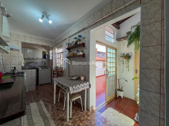 Imagem Encantadora residência que une funcionalidade, conforto e praticidade em cada detalhe. Logo na entr...