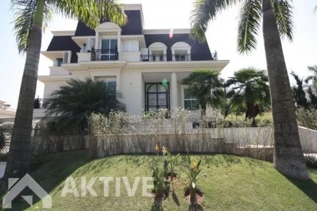 Imagem Casa de Condomínio em Tamboré - Santana de Parnaíba, SP