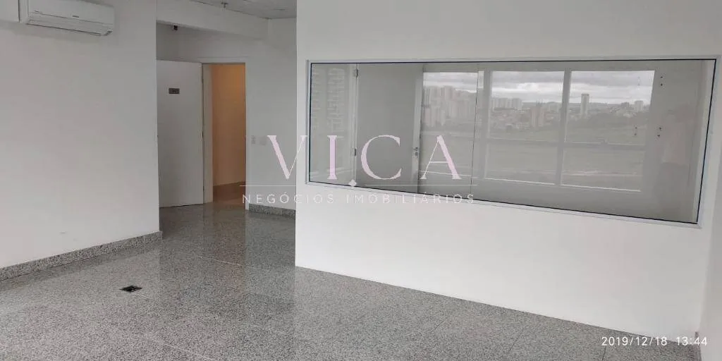 Imagem Sala 46m² 1 vaga de garagem por R$ 400.000,00 - Alphaville - Barueri/SP