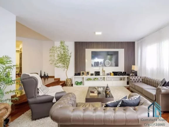 Imagem Apartamento Lindo, 04 quartos c/suítes, 04 vagas, 620m² const. no Bigorrilho em Curitiba - PR
