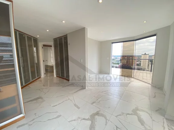 Imagem CASAL IMÓVEIS VENDE ESPETACULAR COBERTURA 4 SUÍTES + 4 VGS 650 M2 REFORMADA